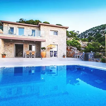 Villa Petros , Luxe Met Prive Zwembad. Malia