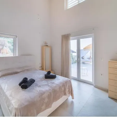 Petros , Luxe Met Prive Zwembad. Villa